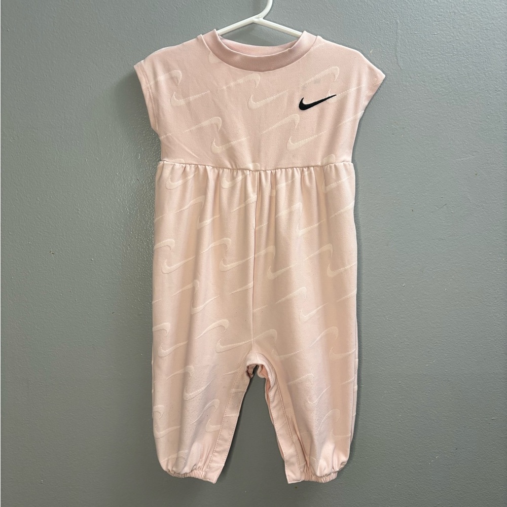Nike Light Pink Baby Girl Bodysuit